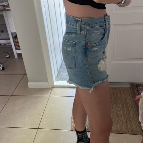 Levi's 501 Original Shorts - Picture 9 of 9